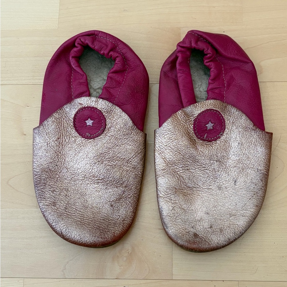 Soft Star Roo Mocs Kids Sheepskin Slippers Youth Size 3